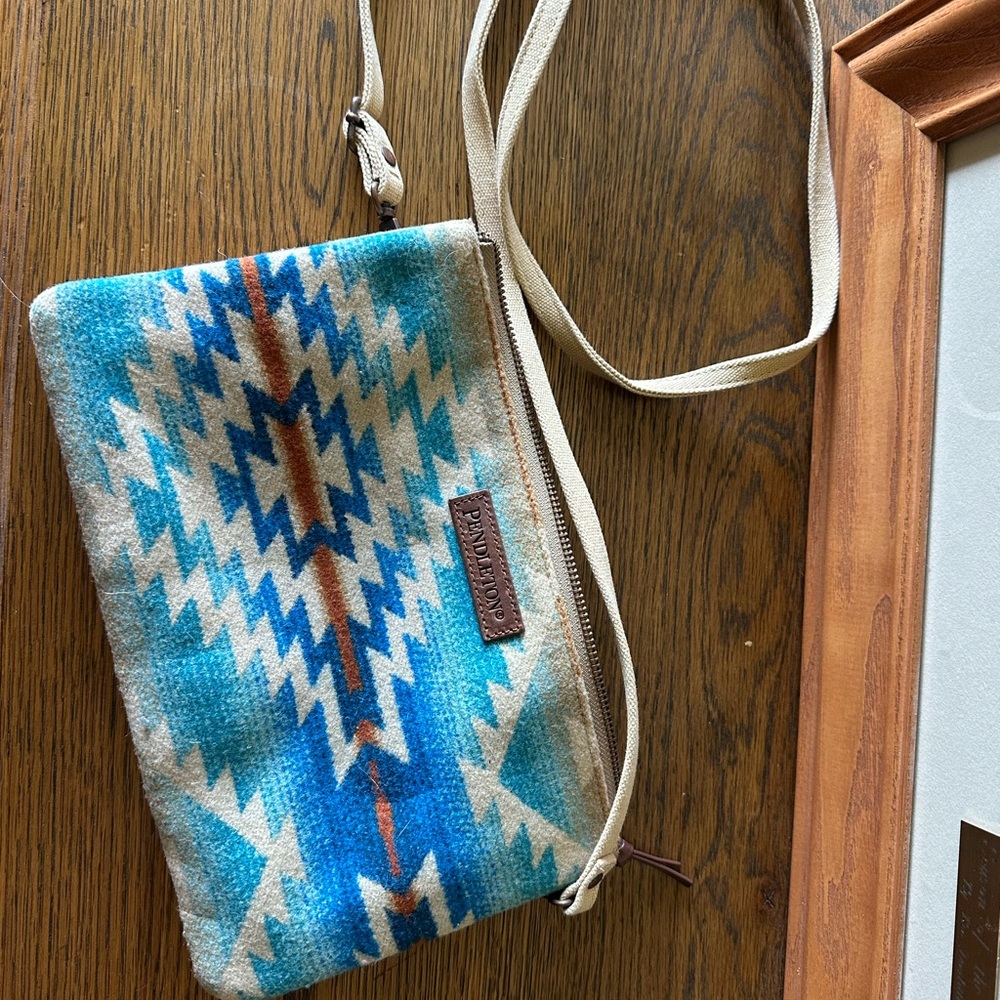 Pendleton Blue and Cream Geometric Crossbody Bag
